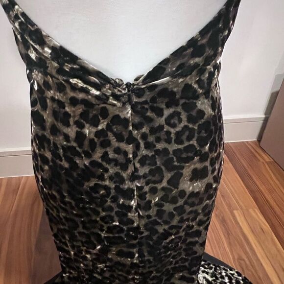 Sho by Tadishi gown NWT - Picture 11 of 16